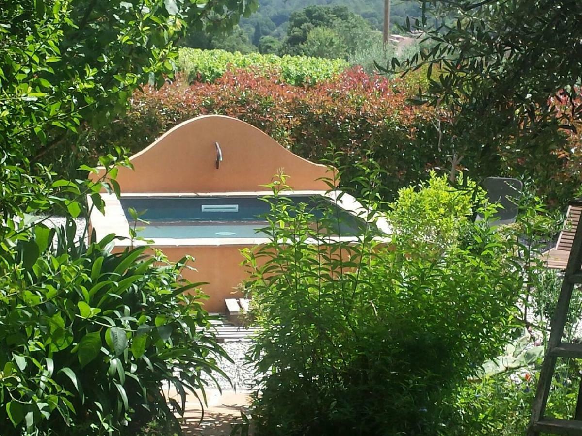 Les Anes De Petit Jean Hotel ปิแอร์เฟอ-ดู-วา ภายนอก รูปภาพ