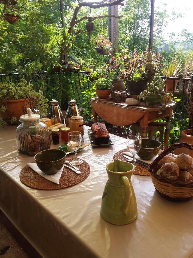 Les Anes De Petit Jean Hotel ปิแอร์เฟอ-ดู-วา ภายนอก รูปภาพ